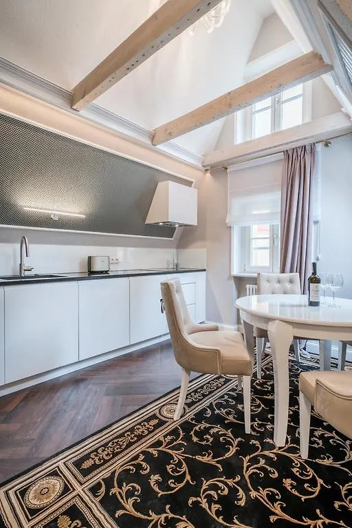Rentplanet - Apartamenty Laciarska Wroclaw Apartment
