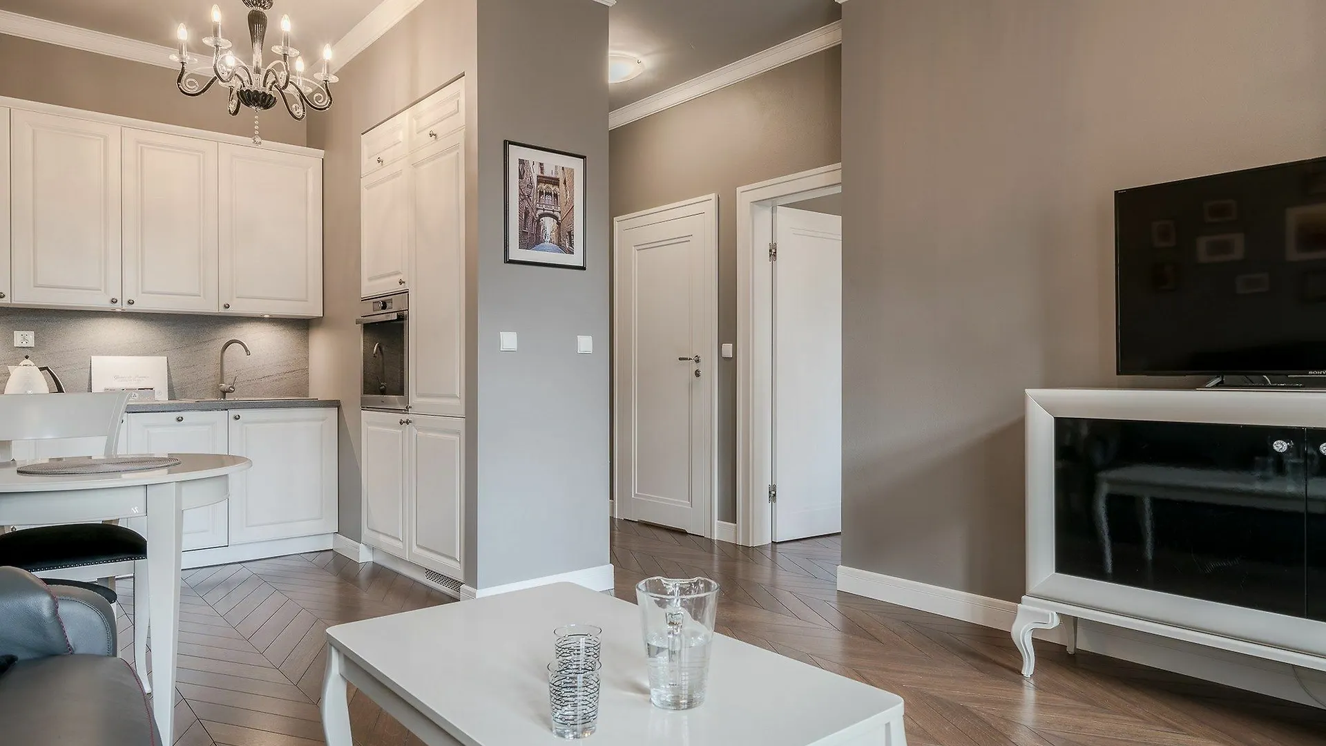 Rentplanet - Apartamenty Laciarska Вроцлав Апартаменты